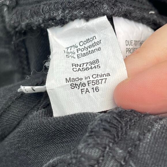 Madewell • The Anywhere Jean in Marton Wash - Picture 7 of 7